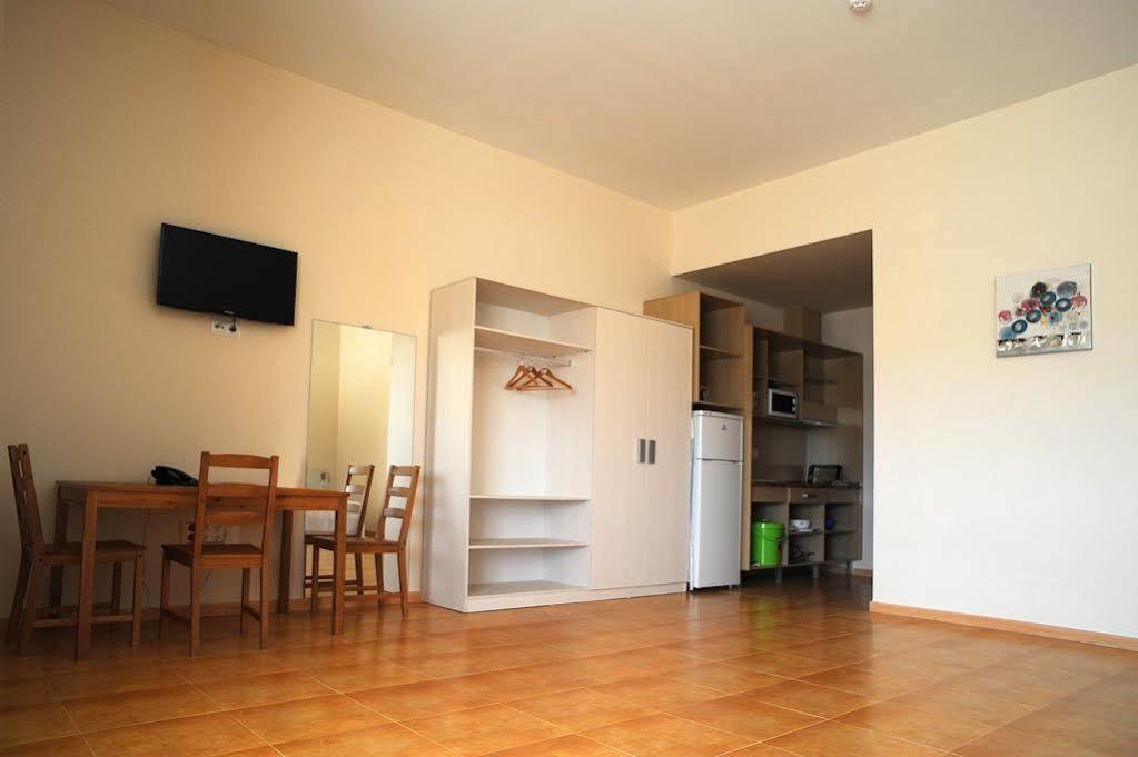 Apartamentos Turisticos Mediterraneo Cartagena Esterno foto
